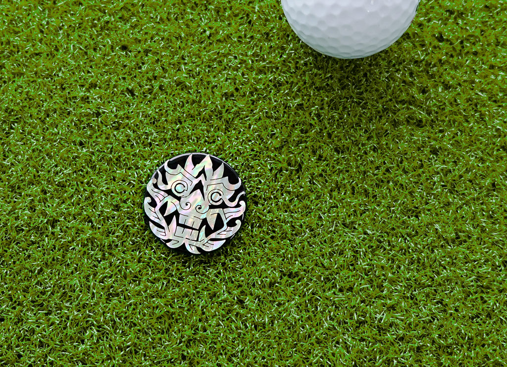 Mother of Pearl Set of 2 Black Golf Ball Marker with Arabesque and Korean Monster Design