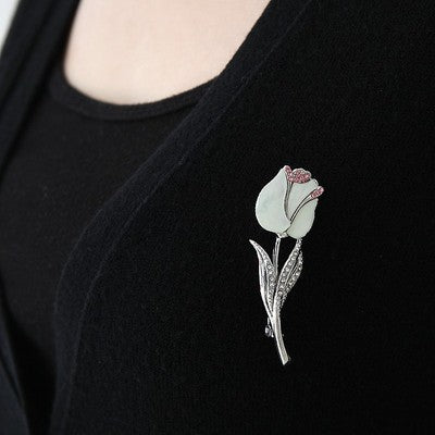 Mother of Pearl White Tulip Flower CZ Shell Wedding Bridesmaid Bridal Brooch Pin