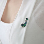 Mother of Pearl Green Bow Tie Cat Kitten Kitty Shell Breastpin Party Brooch Pin